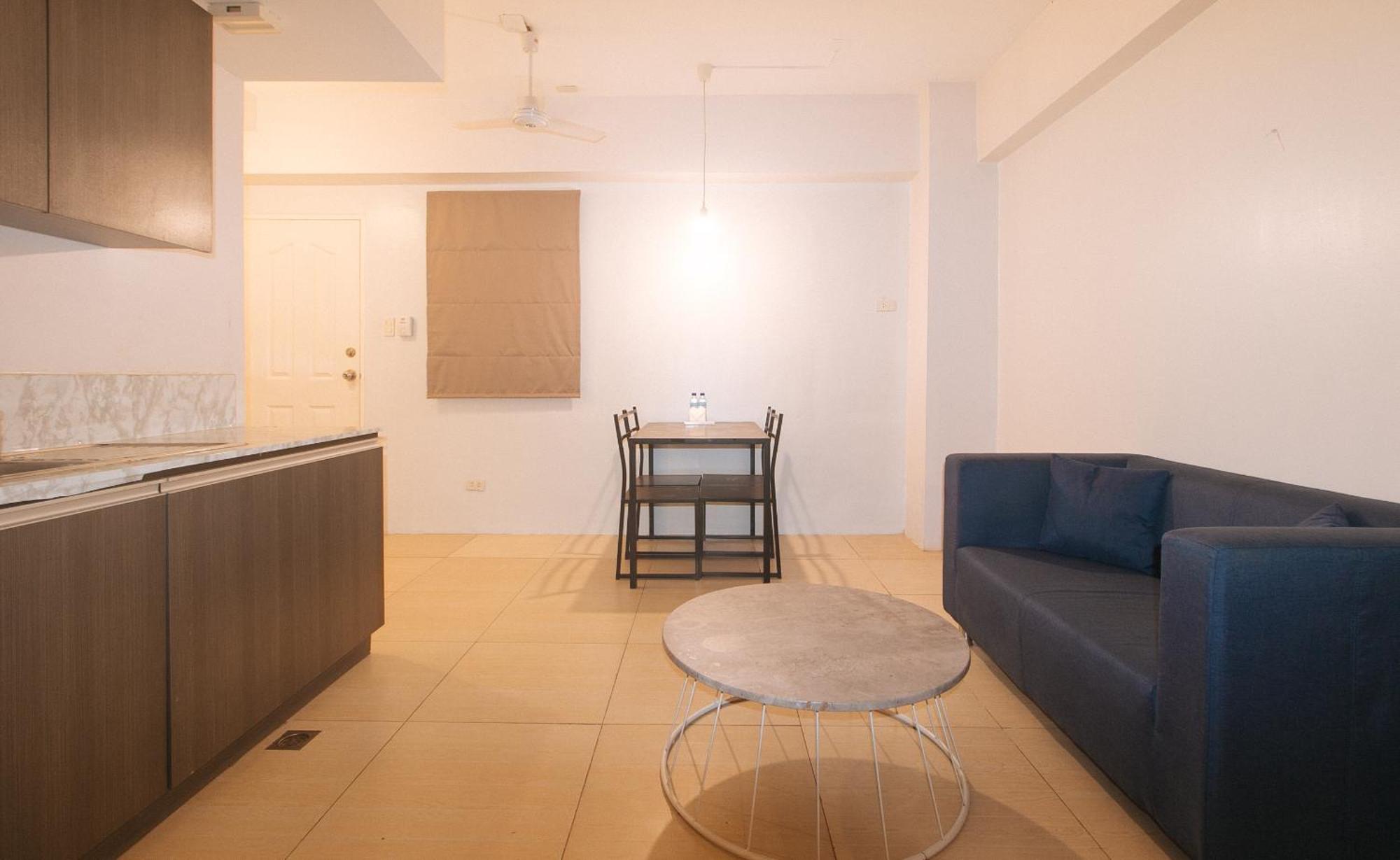 59 Xavierville By Reddoorz Cubao Экстерьер фото